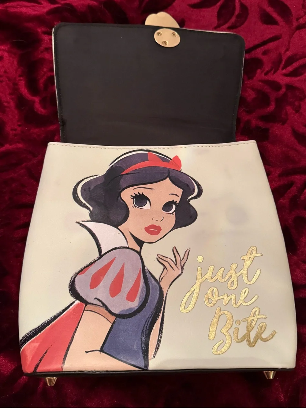 Disney Parks Snow White 85th Anniversary Bag